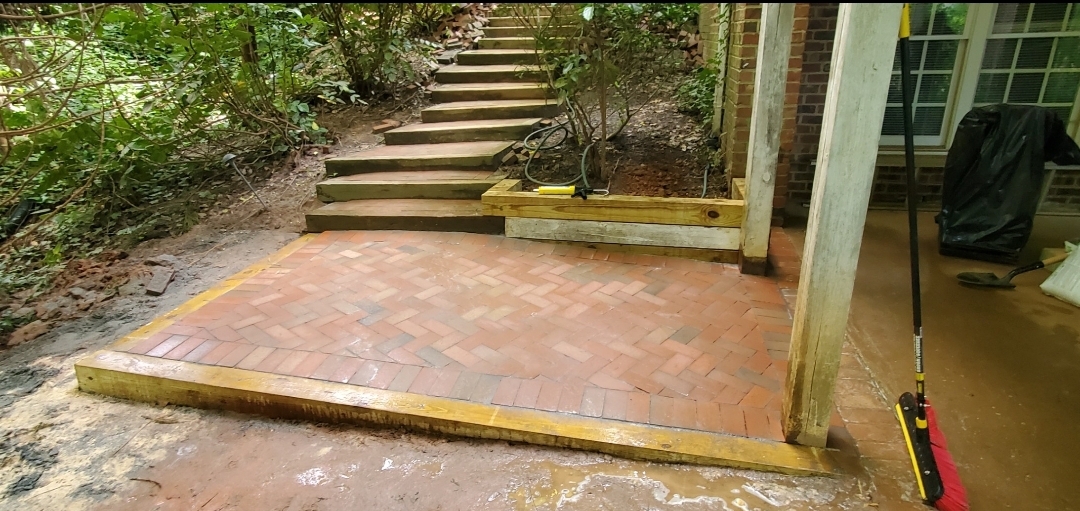 Walkway & Driveway